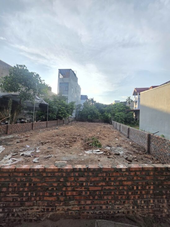 Bán đất mặt đường Yên Bình – Hòa Bình, phường Yên Nghĩa, Hà Nội. 258m2, MT 10m, miễn TG