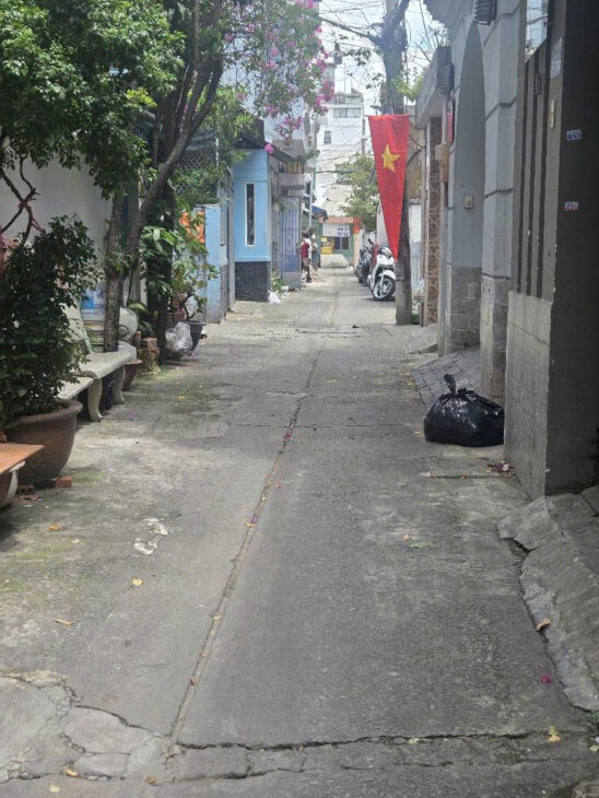 CHDV 4 TẦNG MỚI TINH – 100 RA PHẠM VĂN ĐỒNG 86M2 – TỰ KHAI THÁC 40 TR/TH – NHỈNH 8 TỶ