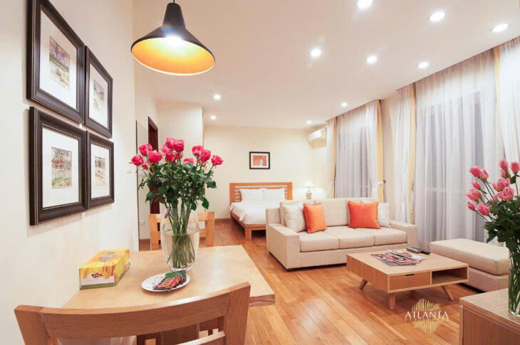 Bán nhà mặt phố Tô Ngọc Vân, Tây Hồ DT 160m2, 9 tầng, MT 10m, giá 120 tỷ, view Hồ Tây mát lành