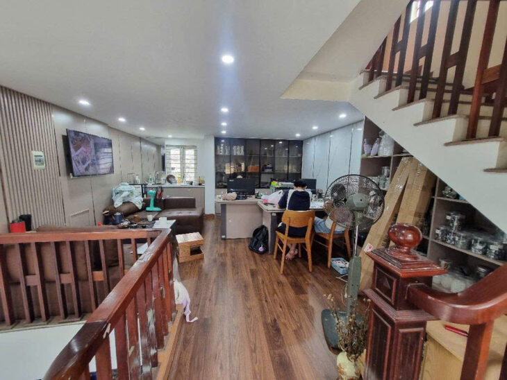 207 Pháp Vân 9.1 tỉ