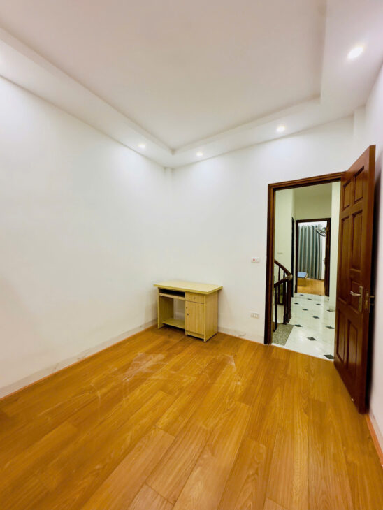 BÁN NHÀ HỮU HƯNG NAM TỪ LIÊM – 38M², 5 TẦNG, 4 NGỦ – FULL ĐỒ Ở NGAY – NHỈNH 6 TỶ 0326 213 286