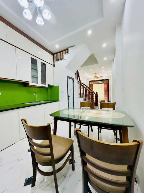 BÁN NHÀ HỮU HƯNG NAM TỪ LIÊM – 38M², 5 TẦNG, 4 NGỦ – FULL ĐỒ Ở NGAY – NHỈNH 6 TỶ 0326 213 286
