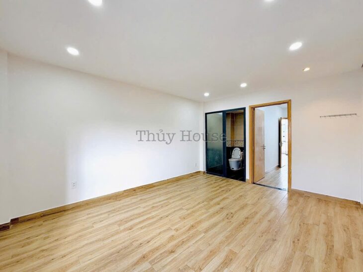 NHÀ ĐẸP- GIÁ TỐT CẦN BÁN NHANH NHÀ CHÍNH CHỦ tại phường 15, quận Tân Bình, TPHCM