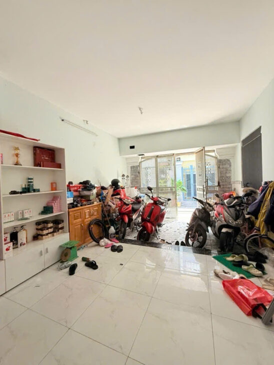 HXH ĐS 3 – 4,3×19 – 3 Tầng 5PN – Thuê 15 triệu – SỔ A4 HC Đủ – NHỈNH 7 TỶ