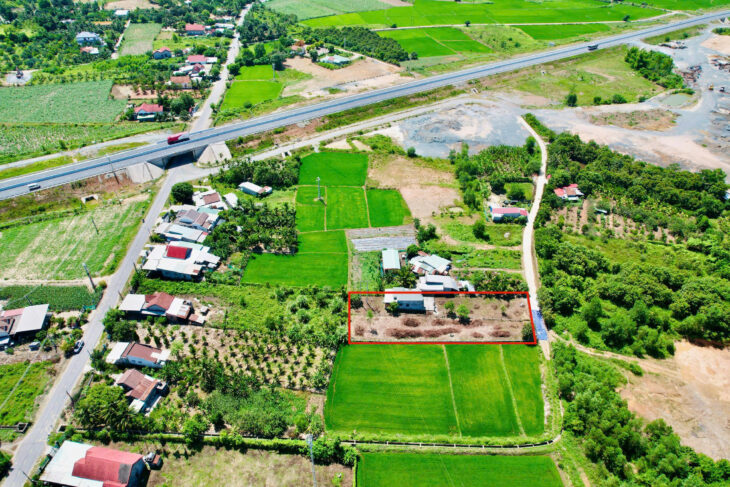 BÁN GẤP 2 LÔ CÓ SẴN NHÀ CẤP 4 PHÙ HỢP LÀM NHÀ VƯỜN TẠI DIÊN THỌ, DIÊN KHÁNH.