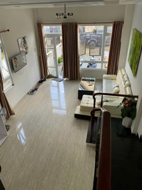 BÁN VILLA FULL NỘI THẤT CAO CẤP ĐỒI THÔNG TIN ĐÀ LẠT