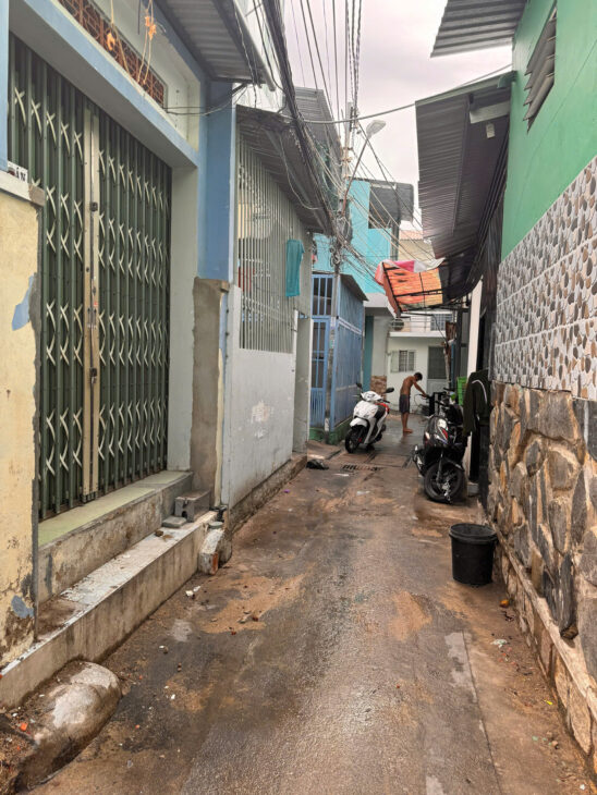 BÁN GẤP 02 LÔ HẺM 2m PHAN ĐÌNH GIÓT, NGAY TTTP NHA TRANG.