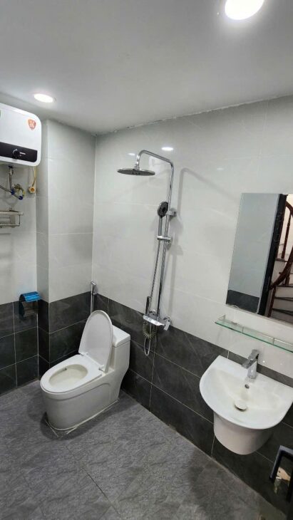 Tôi chủ nhà cần bán nhà ngõ 34 Siêu Quần tại huyện Thanh Trì, Tp Hà Nội