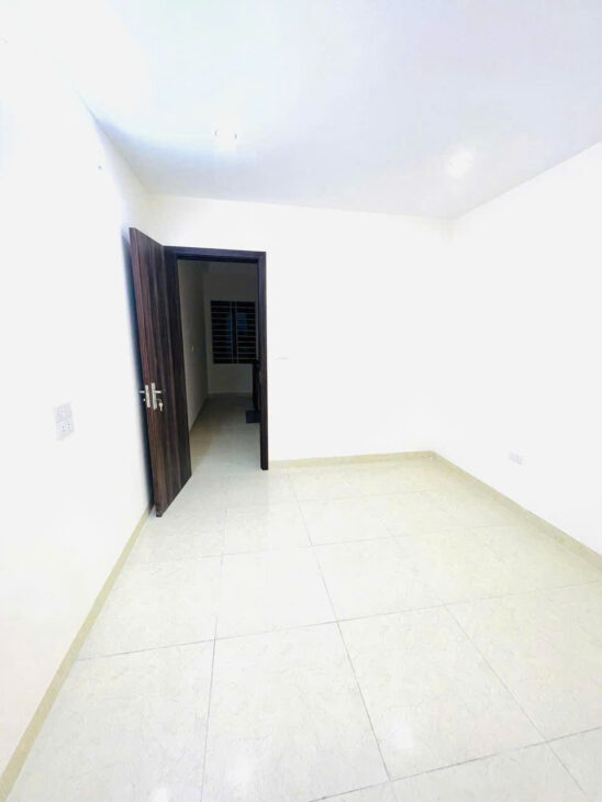 LAI XÁ :NHÀ 4T – MT 4,5M – 3 THOÁNG – MẶT PHỐ LAI XÁ – KD – OTO