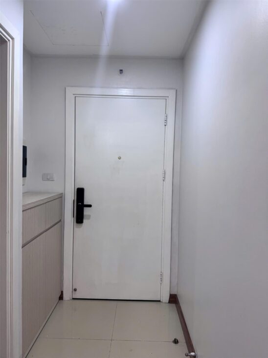 Căn hộ có ban công, thoáng sáng, phù hợp gia đình trẻ hoặc để ở lâu dài tại goldmark city 136 hồ