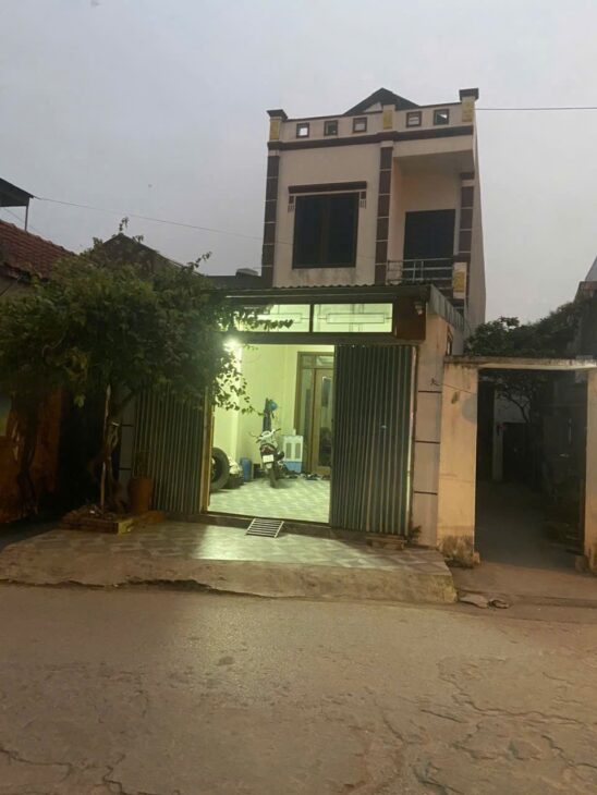 Chính Chủ Cần Bán Căn Nhà Full Nội Thất View Đẹp Tại Phường Tân Thành, TP Ninh Bình