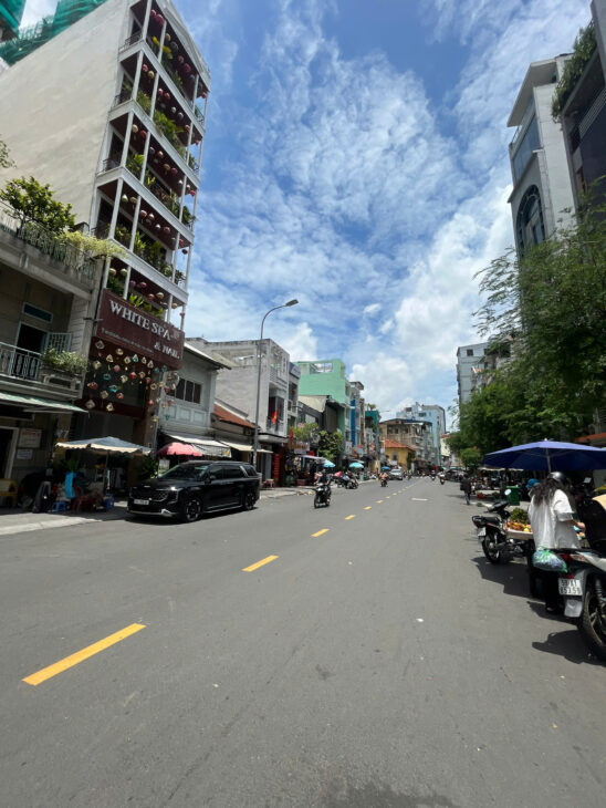 Bán Nhà Mặt Tiền 73 Đề Thám , Phường Cô Giang , Quận 1