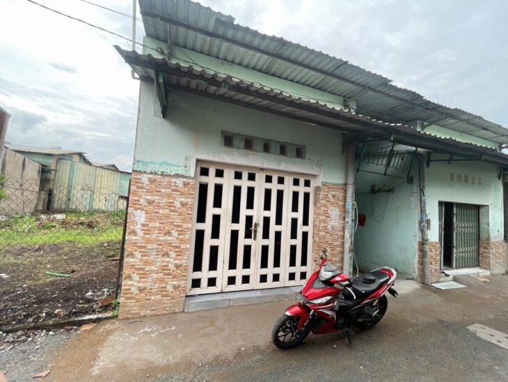 Nhà Cấp 4 rẻ nhất Dĩ An: 210m2 (ngang 10) Kèm 10 Phòng Trọ, đường ô tô, Gần Chợ An Phú, Giá Đầu Tư