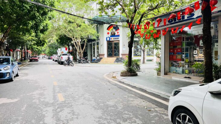 phân lô vỉa hè, ôtô tránh Việt Hưng 74m x 6 tầng, mặt tiền 5.5m, kinh doanh dòng tiền