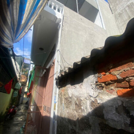 bán nhà dân xây 2,5 tầng trung tâm phường quang trung gần trường mầm non quang trung