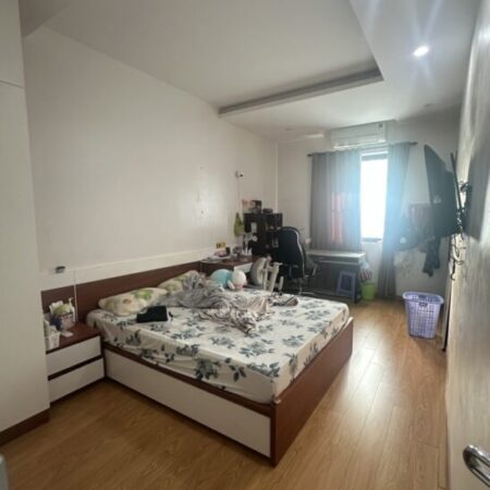 Bán nhà Trần Nhân Tông – 110m², 4 tầng, lô góc 2 mặt tiền, có thang máy – Giá chỉ 19.5 tỷ