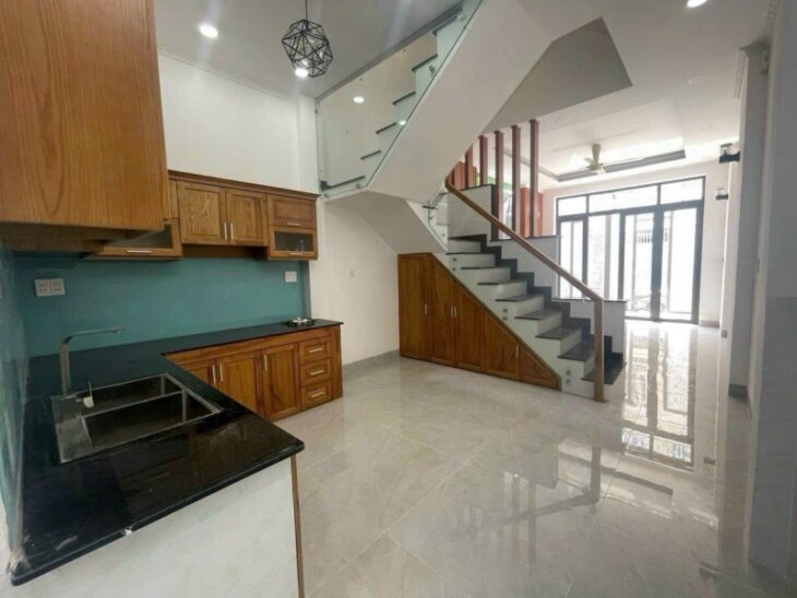 Bán nhà 3 tầng, DT 58 m2, đường Số 2, Tăng Nhơn Phú, TP HCM. Sổ hồng, 6.39 tỷ.