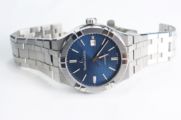 ĐH Nam : Maurice Lacroix Aikon AI6008-SS002-43 0-1 Dial Blue Automatic Size 42 Fullbox