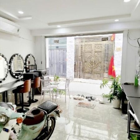 Nhà MT 4x11m, 2 lầu +ST, gần Lý Thường Kiệt, ngã tư Bảy Hiền