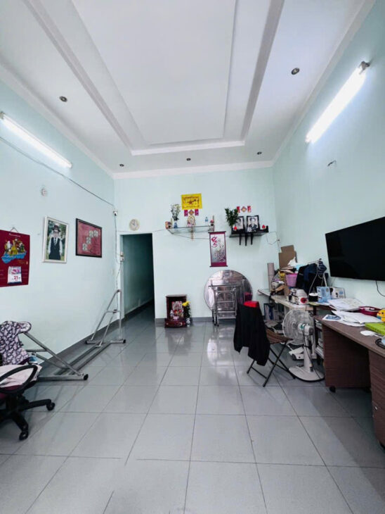 Nhà Vuông Ngang 4.2m 85m2 – Quang Trung QV