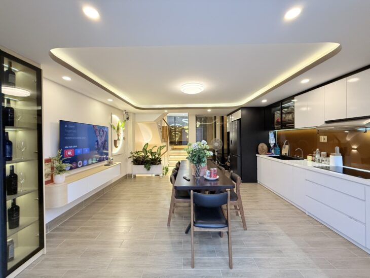 Gò Vấp nhà trong ngõ 5 tầng, 80m2, 4 phòng ngủ, sổ hồng trao tay, giá hời chỉ 9.5 tỷ – Cơ hội an cư