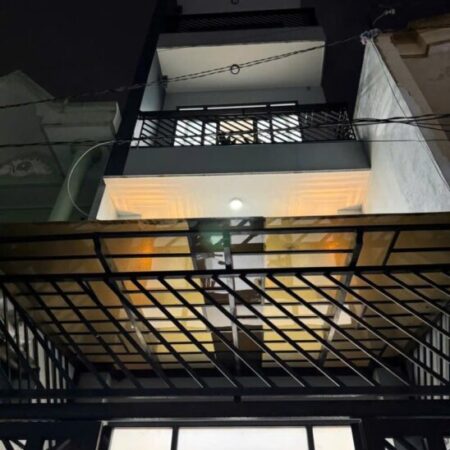 Giảm sốc 650tr! Nhà SHR Vuông 4 tầng HXH 49m2 – Tống Văn Hên Tân Bình