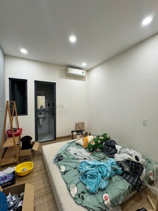 Giảm sốc 650tr! Nhà SHR Vuông 4 tầng HXH 49m2 – Tống Văn Hên Tân Bình