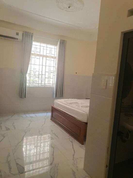 Giảm 1.3 tỷ! Nhà Mặt tiền SHR 4 tầng 81m2, Vuông – Đường Số 49 Bình Tân SS