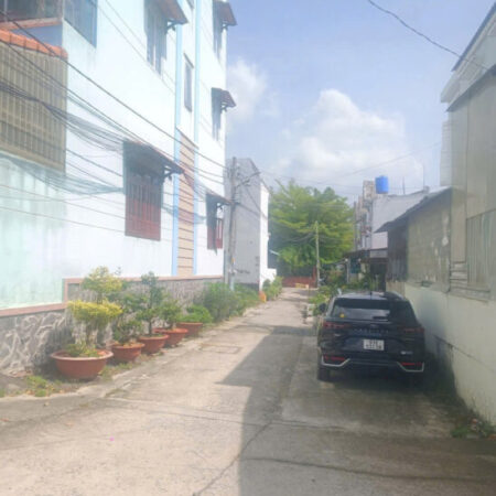 Giảm mạnh 700tr Bán lô đất 160m2, ngang lớn 7m hiếm, HXH Thạnh Lộc 39, Quận 12 Giảm mạnh 700tr Bán lô đất 160m2, ngang lớn 7m hiếm, HXH Thạnh Lộc 39, Quận 12