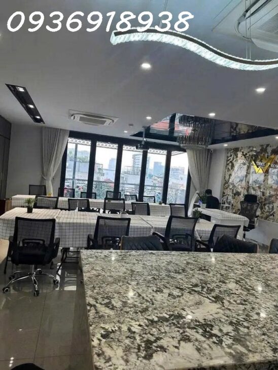 Bán gấp tòa Building 8 tầng, 220m2, mặt tiền 15m-Trích Sài, Tây Hồ