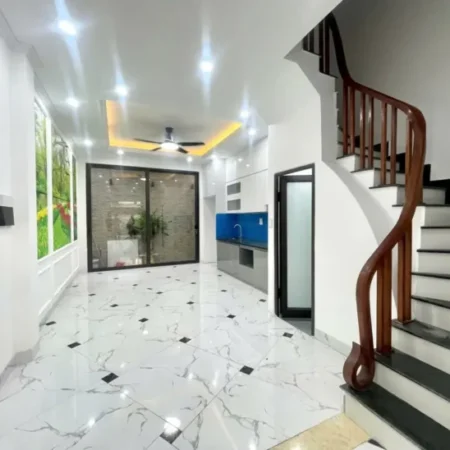 BÁN NHÀ PHÂN LÔ NGỌC HỒI – Ô TÔ NGỦ TRONG NHÀ – 60M2 THANG MÁY