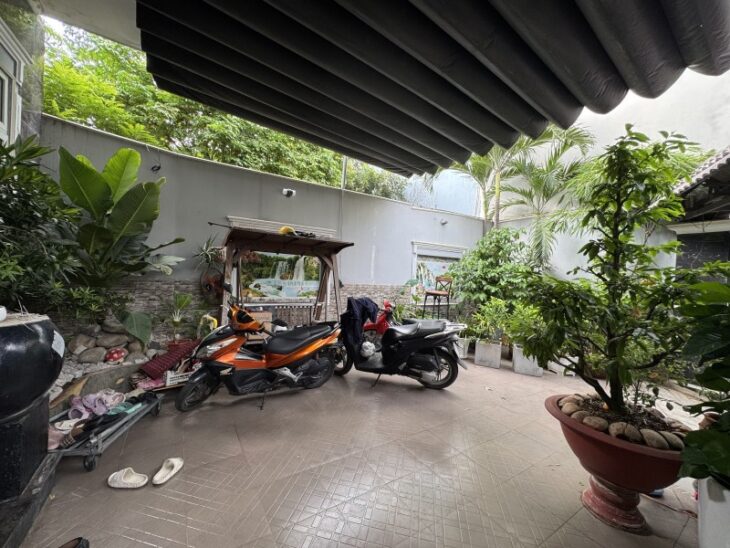 Bán nhà Đặng Văn Bi, Thủ Đức, TP HCM, DT 176m2, 3 tầng, 4PN, SH, Giá13.3 tỷ.