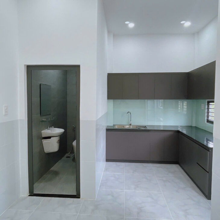 20. Nhà 5 triệu 2 phòng Nguyễn Văn Linh được sử miếng đất trống cách nhà 2 căn