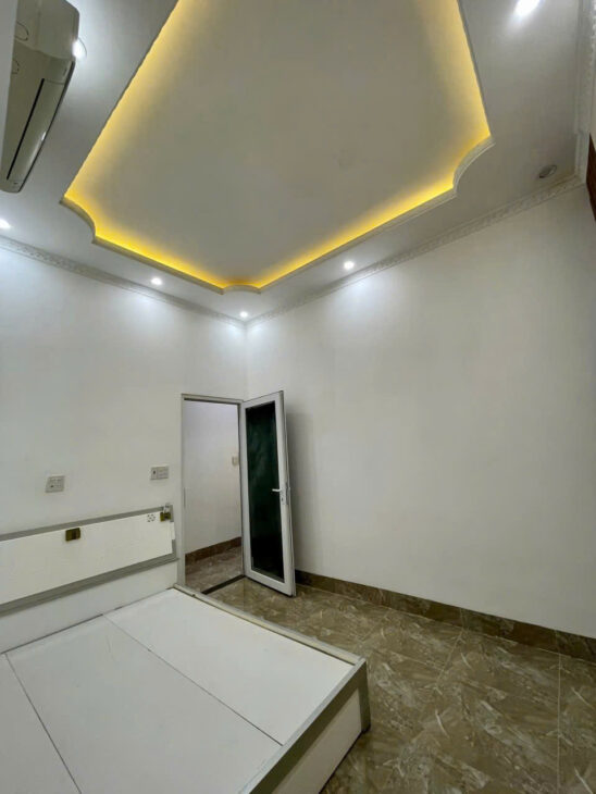 38. Cho thuê NHÀ CHO THUÊ TRỆT LẦU MỚI ĐẸP 2PN HẺM 391 ĐƯỜNG 30/4