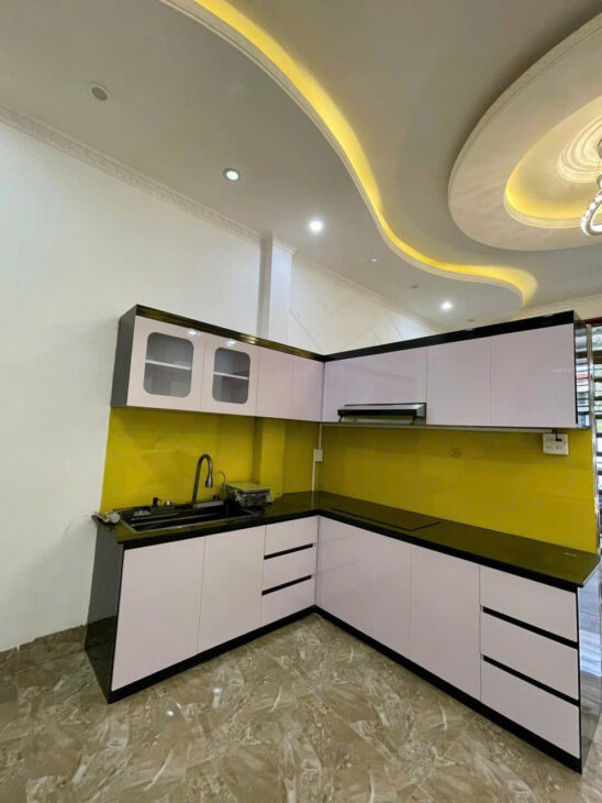 38. Cho thuê NHÀ CHO THUÊ TRỆT LẦU MỚI ĐẸP 2PN HẺM 391 ĐƯỜNG 30/4