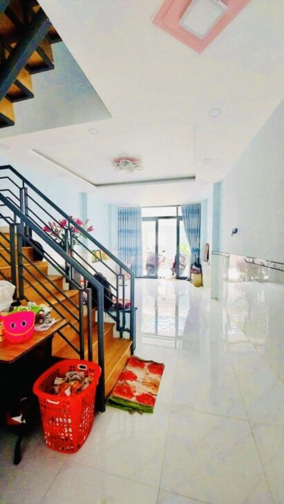 Gấp Nhà Đẹp Ga T3 TânSơnNhất 76m² Trệt+lầu 2PN Chỉ 5.4 tỷ – Ở Ngay