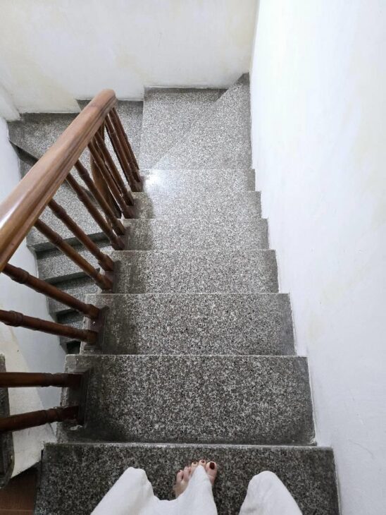 Bán nhà Tây Hồ Xuân La 35m2, 4T, 2 mặt ngõ, ô tô đỗ cửa, gần Hồ Tây