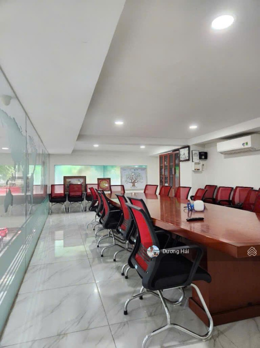 Bán nhà phố Láng Hạ – 135m2 x MT 7m – lô góc 3 thoáng kinh doanh – vỉa hè – ô tô dừng đỗ