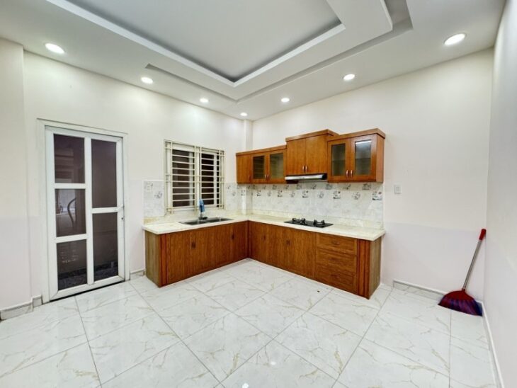 Bán nhà Đường Dương Đình Hội, P. Tăng Nhơn Phú, DT 58 m2, 4 tầng, 4PN, SH, 6.4 tỷ.