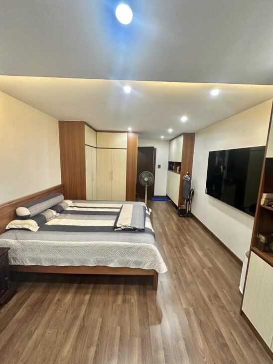 Nhà đẹp Phú Diễn 39m², 5T, ô tô tránh, gần công viên lớn Hà Nội