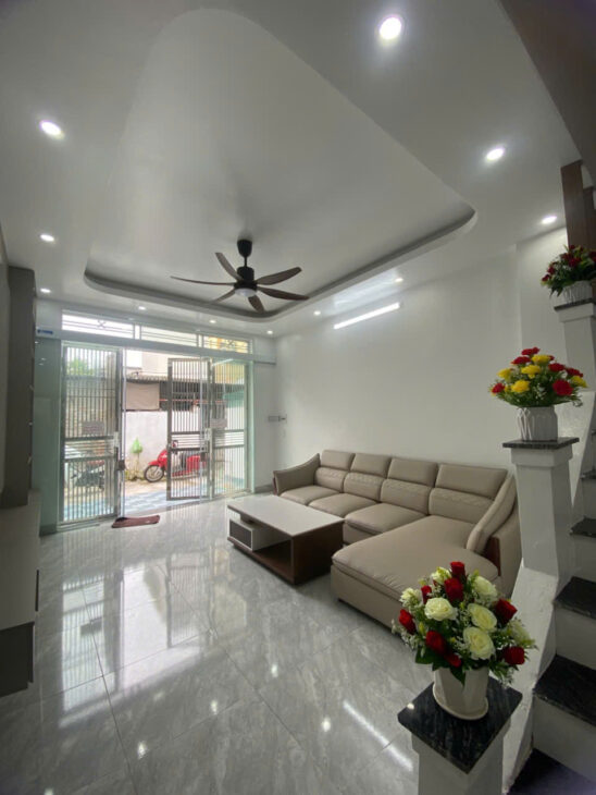 bán nhà giáp khu 26ha phú xuân, cách trục chính chỉ 20m, ngõ thông thoáng