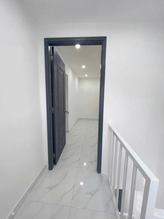 Nhà 3 tầng mới, nở hậu đường Âu Dương Lân P3 Q8. Giá 2,38 tỷ TL