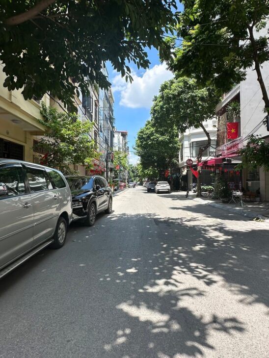 Ôtô tránh Phạm Tuấn Tài (Hoàng Quốc Việt) 58m/5Tầng/MT 5m 32 Tỷ, Ngõ To Hơn Phố