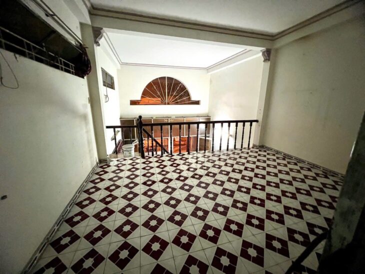 BÁN NHÀ PHAN HUY ÍCH HÒN RỚ ĐƯỜNG Ô TÔ NHA TRANG