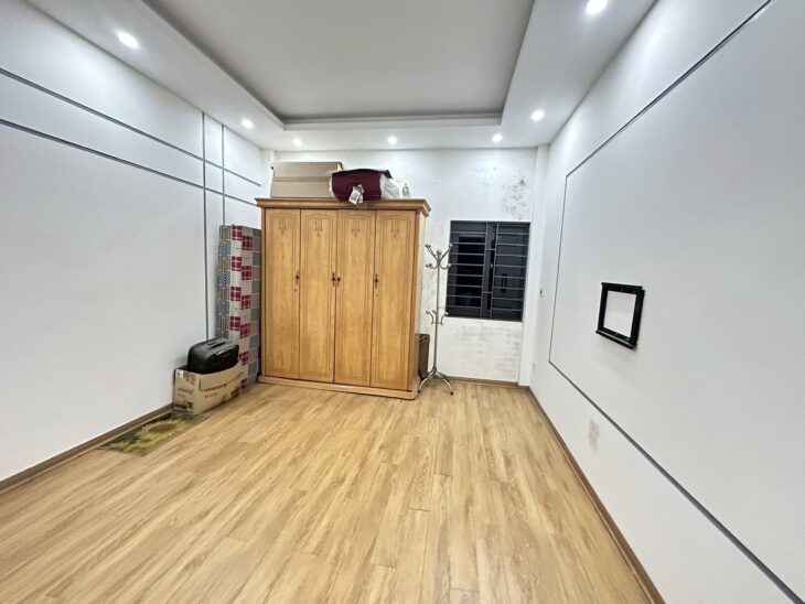 Nhà Kim Giang 32m, 3 tầng, mặt tiền 4m, ngõ thông ô tô tránh, cạnh KĐT mới Đại Kim