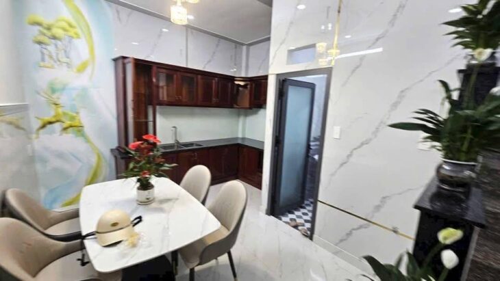 NHÀ 2 TẦNG BTCT MỚI TINH 44M2, HẺM XE HƠI MỘT TRỤC THỚI AN 16. GẦN CHỢ THỚI AN, QUẬN 12.