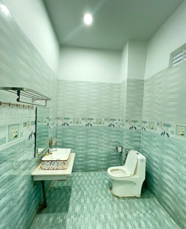 NHÀ MỚI THƠM MÙI SƠN Tái Định Cư Đất Lành tuyến đường mát nhất