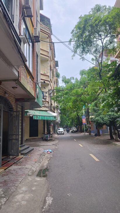 Nhỉnh 11 tỷ, Phố Định Công Thượng; 51m*4 Tầng, ngõ thông, ô tô tránh