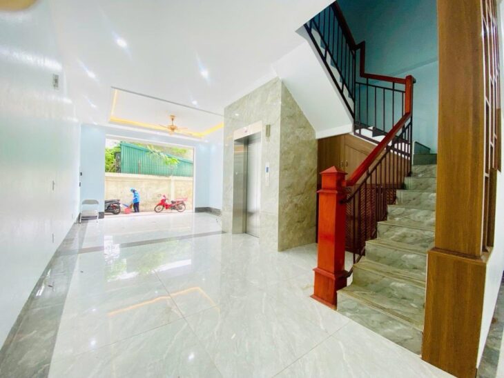 Bán nhà phân lô – oto – kinh doanh đỉnh phố Thịnh Liệt – Hoàng Mai, 76m2 CHỈ 16,1T