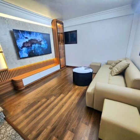 Nhà riêng Kim Giang, ô tô con đỗ cửa, Thang máy, Full đồ, 60m*7 tầng, mặt tiền 5m. Giá 14,7 tỷ